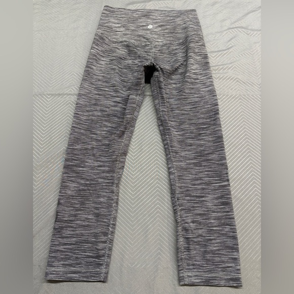 lululemon athletica Women’s Align Crop 21” Leggings Dark Carbon Ice Grey Size 6 - Picture 2 of 8